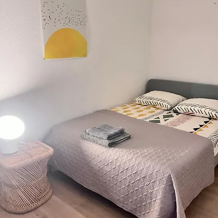 Apartment T3 Proche Remparts *